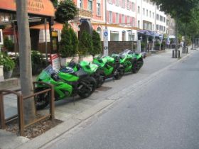 2011-06-19_057_Julier_Maloja mit Brauchli Motos.jpg